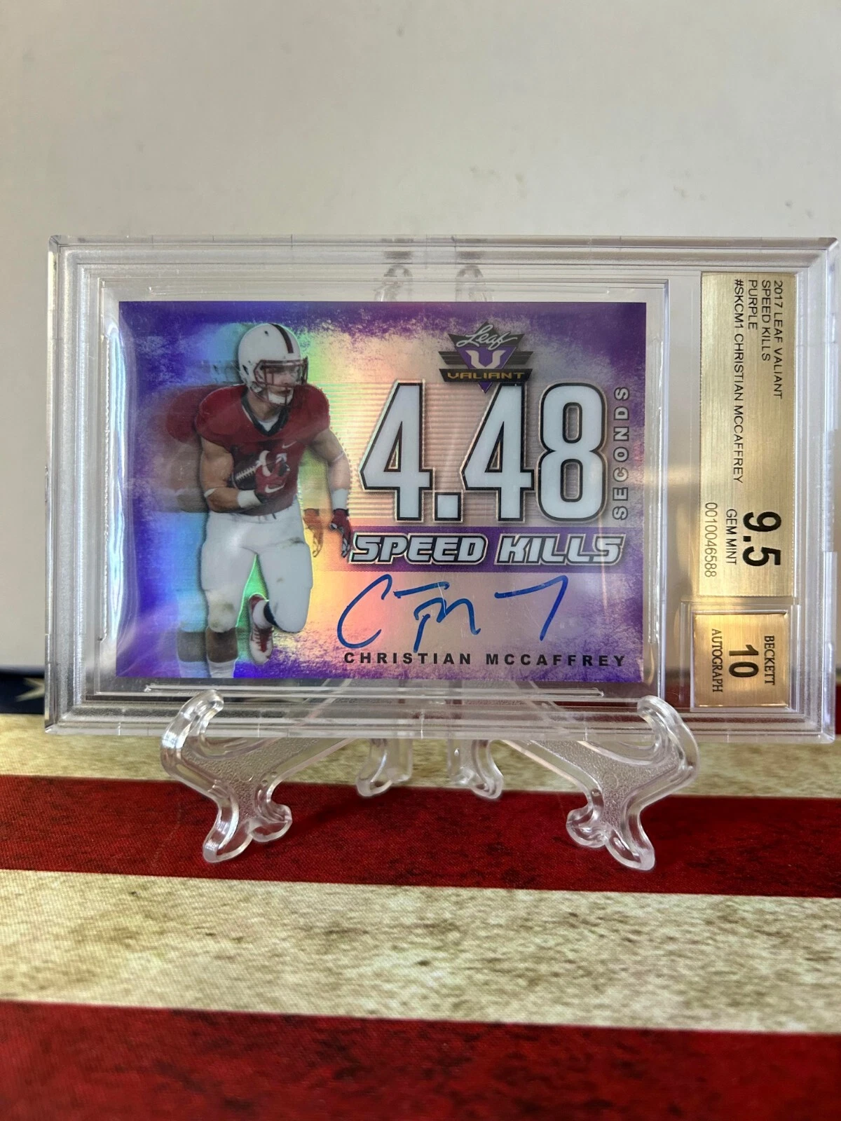 Christian McCaffrey Leaf Valiant Speed Kills Autographs #CM1 Purple