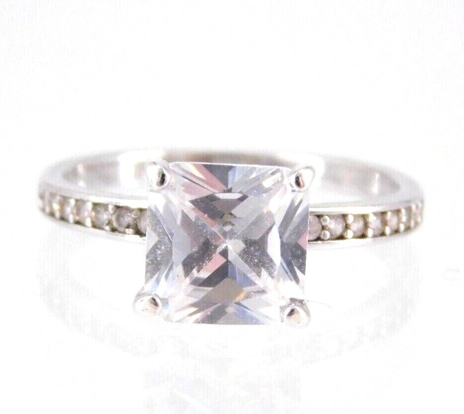 Sterling Silver Square Cut Crystal Ring Accented Design 925 2.4g