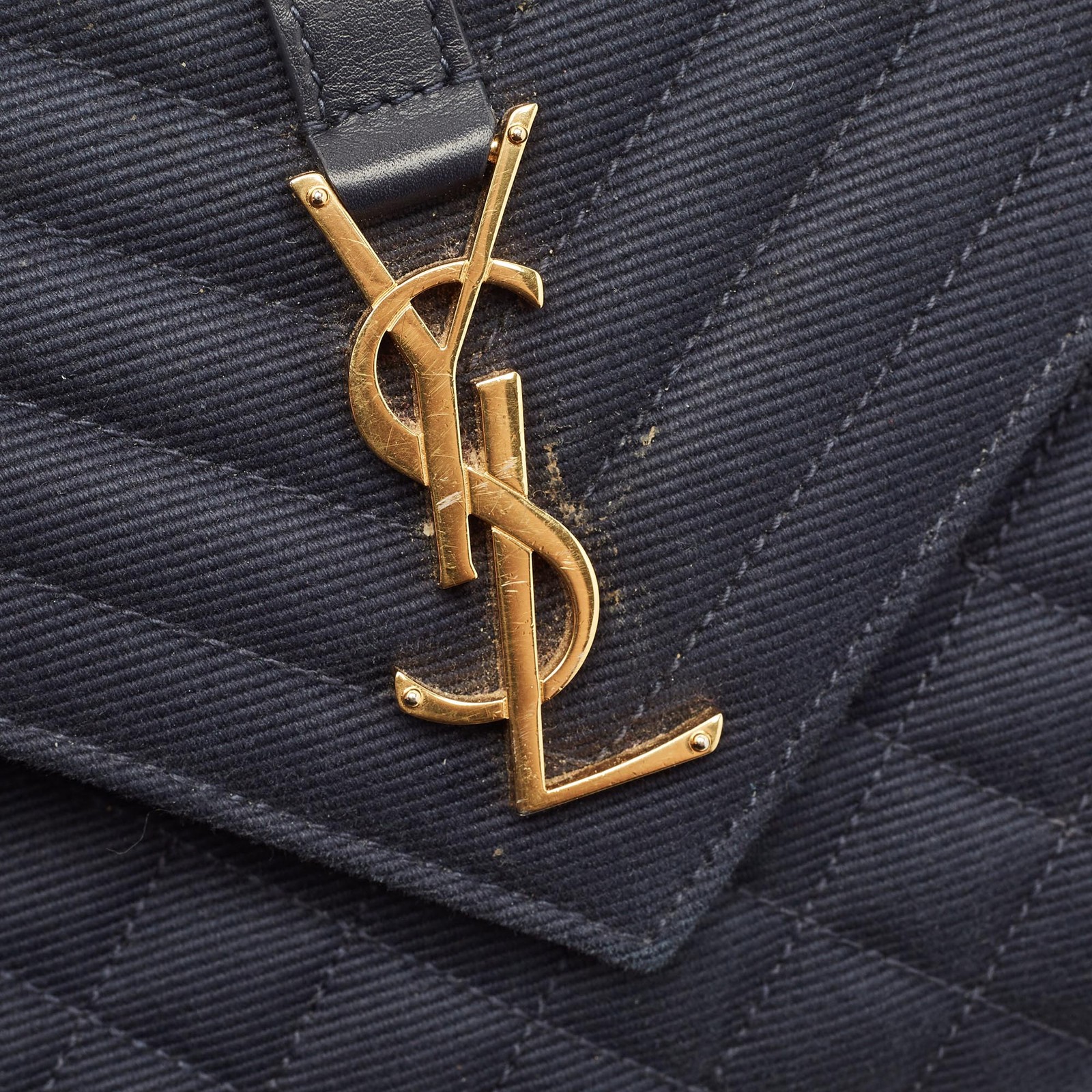 Borsa a tracolla Saint Laurent blu navy misto tessuto matelasse busta media