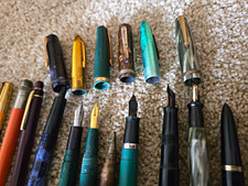 18 Vintage Fountain Pen / pencil Lot.  duplopen, waltham, Schaeffer, eversharp