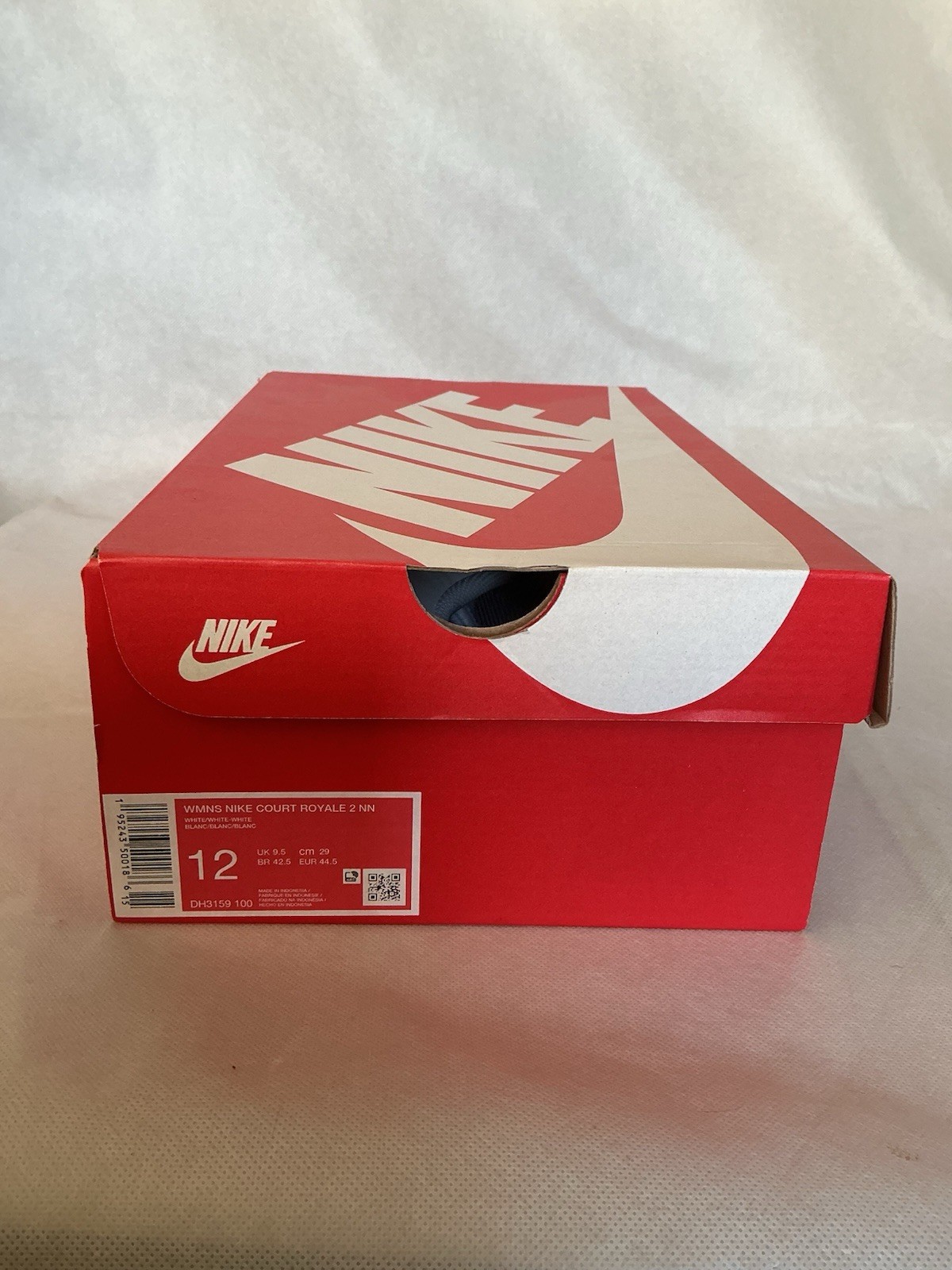 White Nike Men’s Trainers New Boxed Size 9.5 image 8