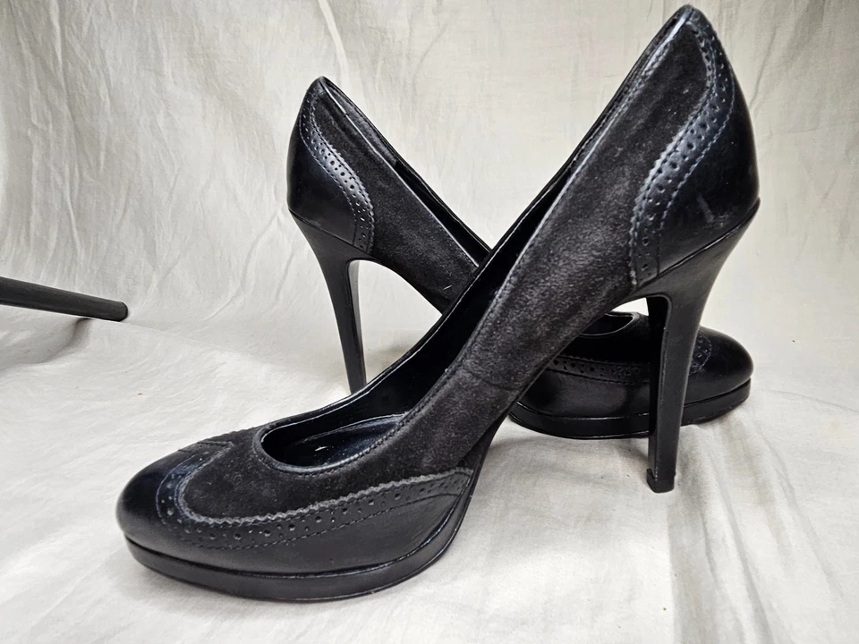 Tacones de aguja Ralph Lauren plataforma punta de ala tacones altos para mujer talla 8,5 B gamuza negra Foto 4 de 4