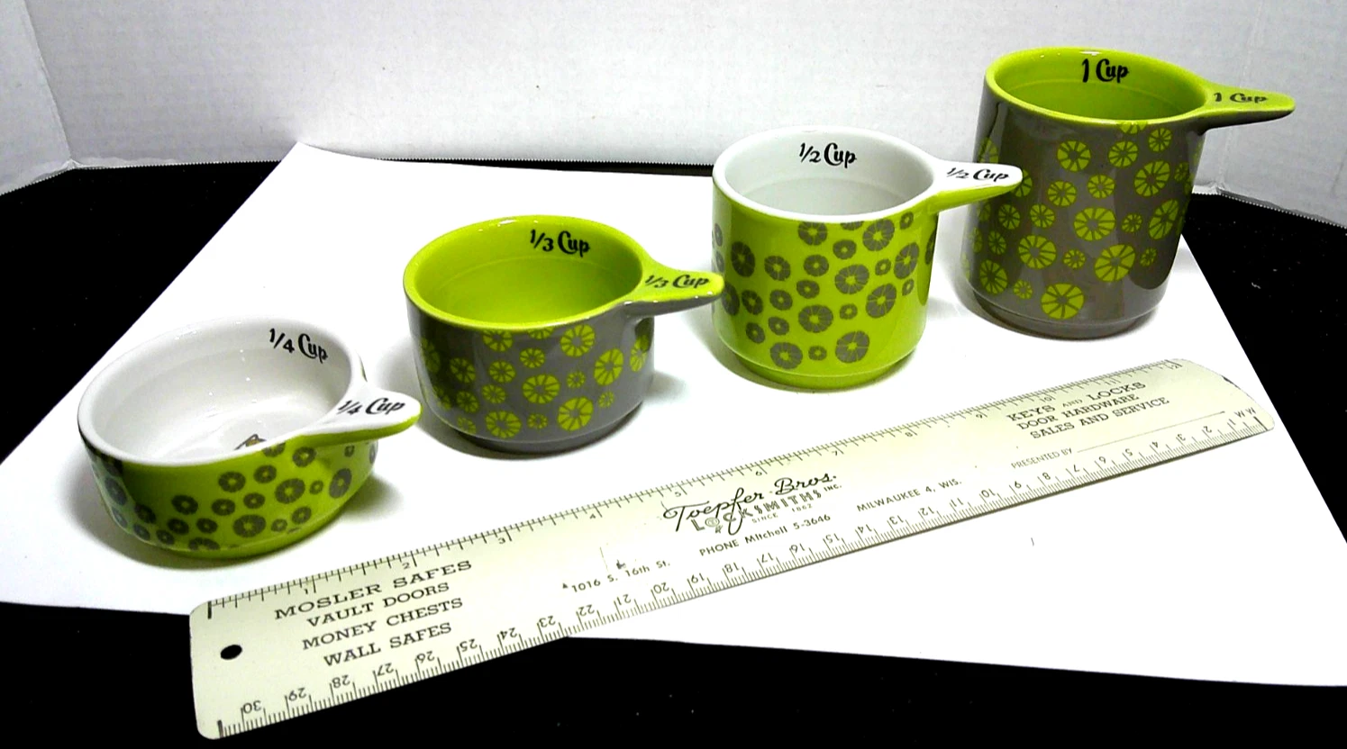 Kitsch N Glam Owls Measuring Cups Stackable Ceramic Kitchen Original EUC