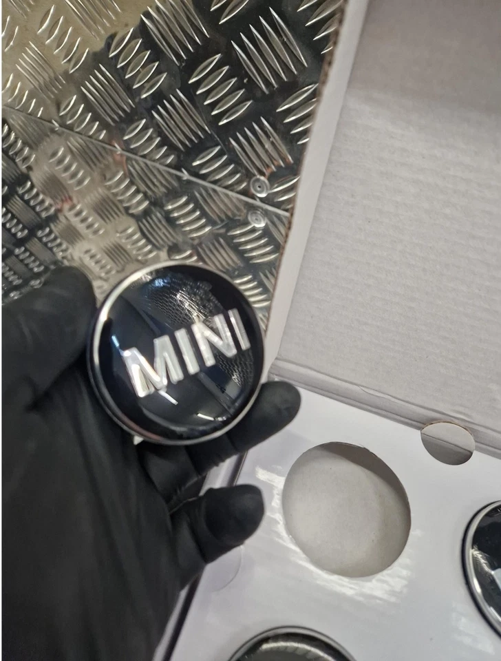 56mm MINI Wheel Centre Floating Caps – Black & Silver Emblem Set (4pcs) - Image 2 of 4