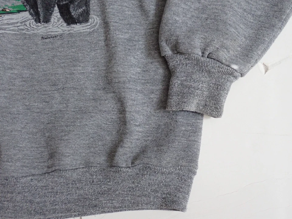 Vintage Pullover Sweatshirt  Nature Theme Black Bears XL 46 Jerzees Russell - Image 3 of 4