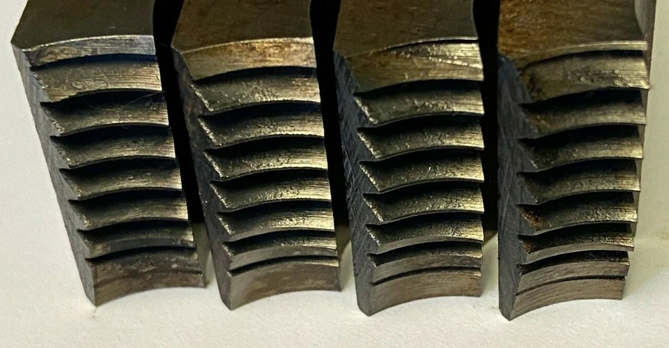 562 OSTER DIES, 7/8-9 HSS, MATCHED SET OF 4, UNUSED BUT  RUST MARKS FROM STORAGE - Image 3 of 4