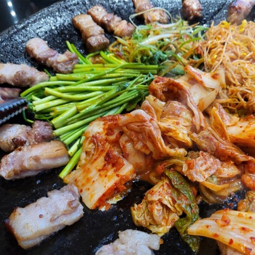 Handmade Korean cast iron cauldron lid sotttukkeong BBQ griddle 17.7 in - Picture 4 of 9