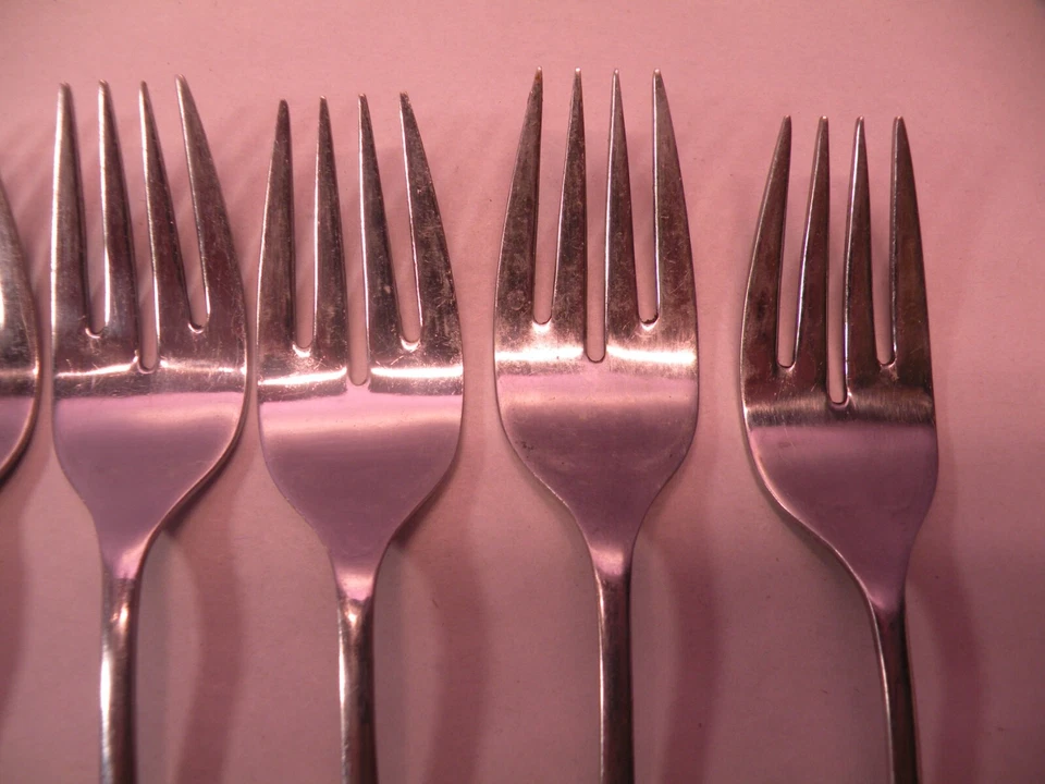 7 件套 Rogers Oneida 不锈钢弹簧谷沙拉甜点叉 6.25 英寸 GB1 — 第 3/4 张图片