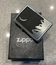 Brand New 2000 Zippo Lighter Marlboro Mountain & Moon Emblem Very Rare Unstruck 