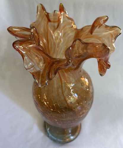 Ozark Sooner Crackle Glass Hand Blown Vase 9” Persimmon Ruffled Pulled Swirl - Picture 5 of 5