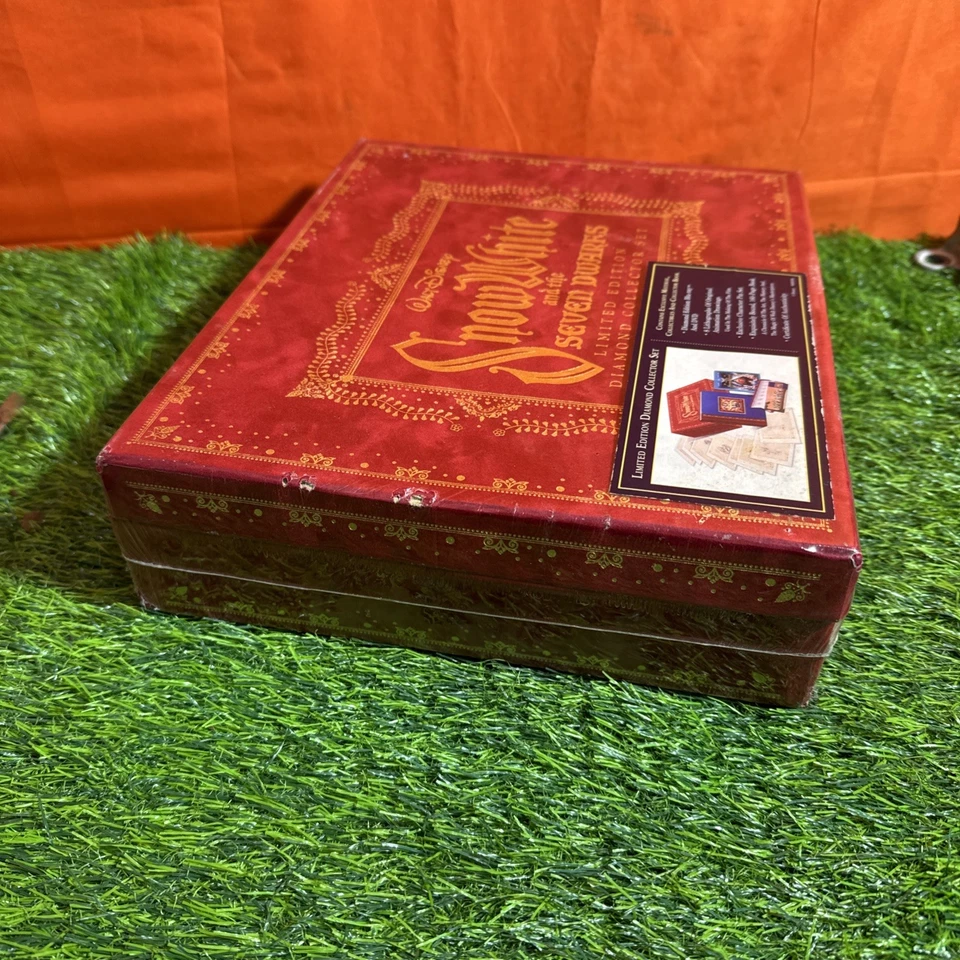 Snow White & Seven Dwarfs LE Diamond Collector Set DVD Lithos Pins Book Sealed - Image 4 of 4