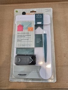 Fiskars 122150-1003 Lia Griffith Envelope Maker, Teal Green/White