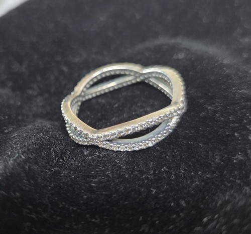Pandora Crossing Paths Ring Size 8