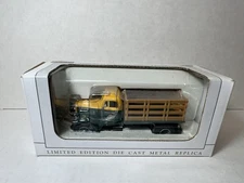 Spec Cast Chicago Northwestern Railroad White WC Stakebed Truck 1:50 Diecast NEW