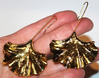 Fantastic flawless large gold dipped ginko leaf Earrings Lot#272