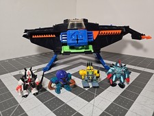 Vintage Micro Machines Galoob Fang Fighter Including 4 Z-bots Incomplete.