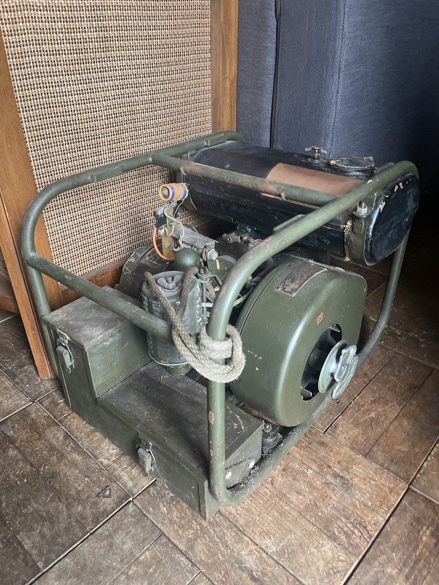 フィル・グリーンウッド ボーダーカントリー1980年 Vintage Korean War US Army Signal Corps Portable Field Generator
