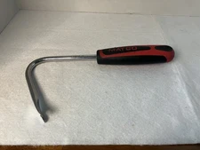 Matco 9 1/4"  Bent Door Trim Upholstery Remover Tool Part #UP44