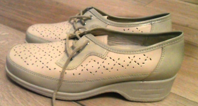 Neu, mit Fehler, ara, 38 ,UK 5 ,Schuhe, Markenschuhe, Schnürschuhe, Halbschuhe