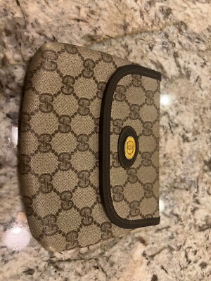 GUCCI ❤︎ Vintage ❤︎ coin case Gucci Coin Case | eBay