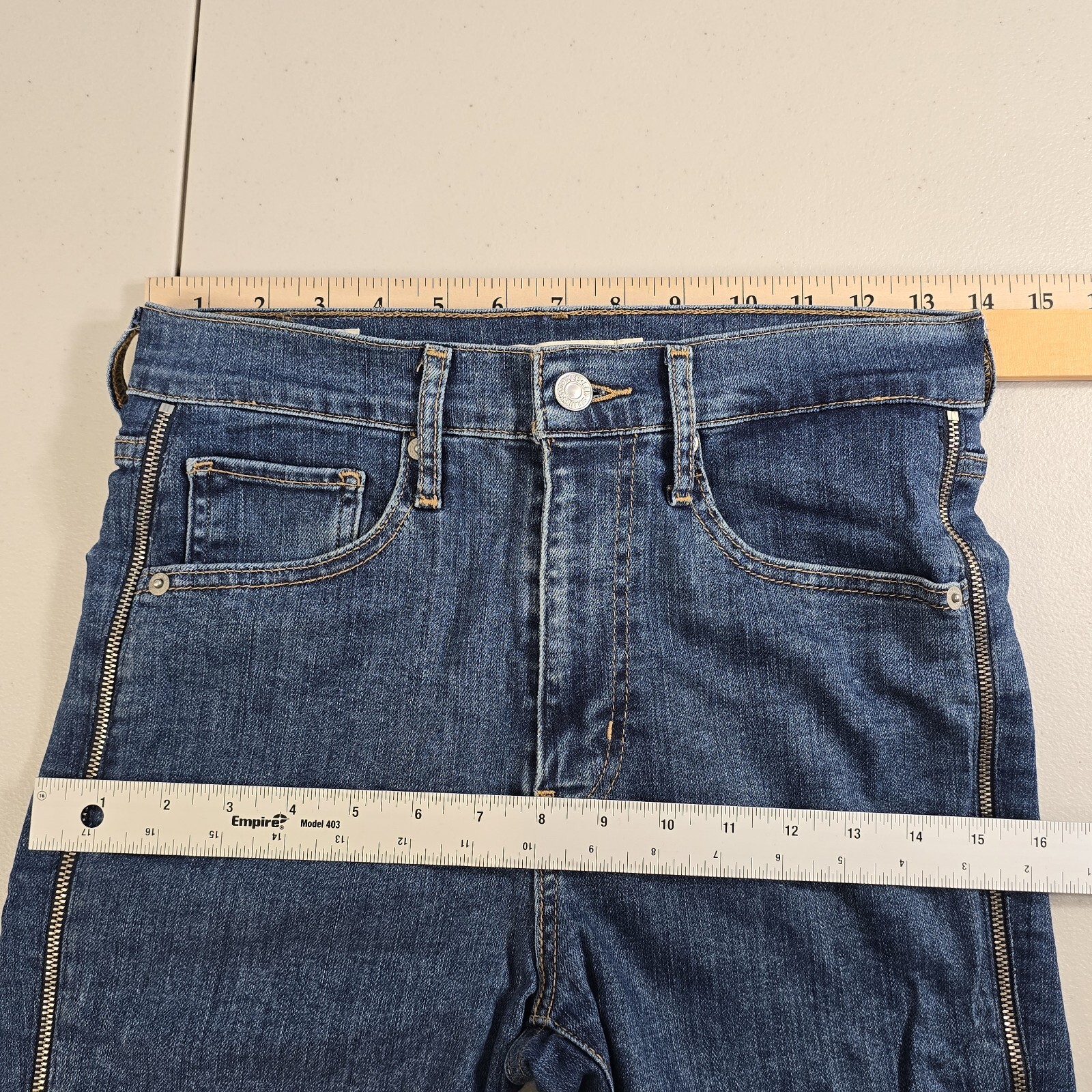 Levi Strauss Mile High Super Skinny Zipper Side W… - image 5