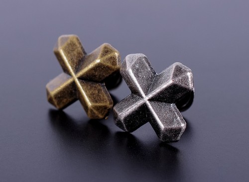 30pc 15*12MM DIY SOLID SILVER CROSS BUTTON CONCHO STUD RIVET LEATHER CRAFT BIKER - Picture 10 of 10