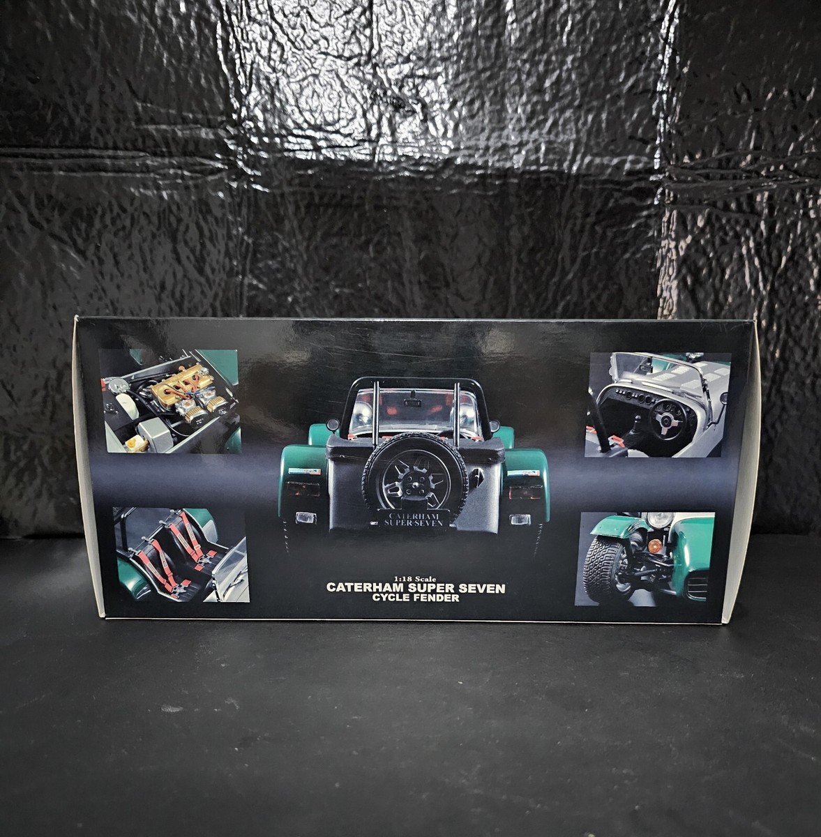 Kyosho Original Die-Cast Caterham Super Seven Cycle Fender 1:18