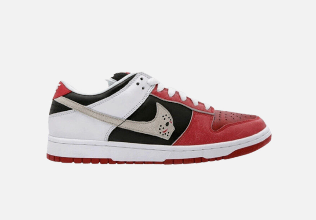 DS Warren Lotas Dunk low Jason Voorhees size 8 Red Black White View 4