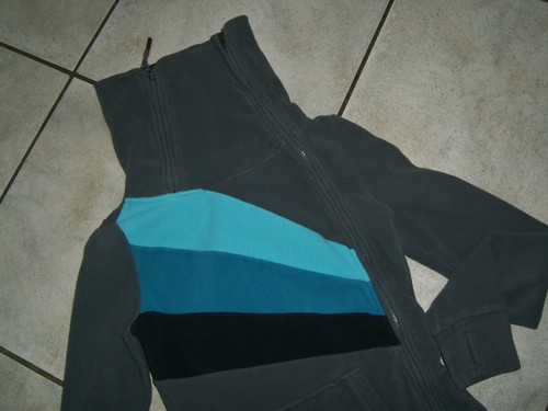 Super Fleece Jacke SUBLEVEL Gr. 152 grau türkis asymetrischer Reißverschluß - Bild 2 von 3
