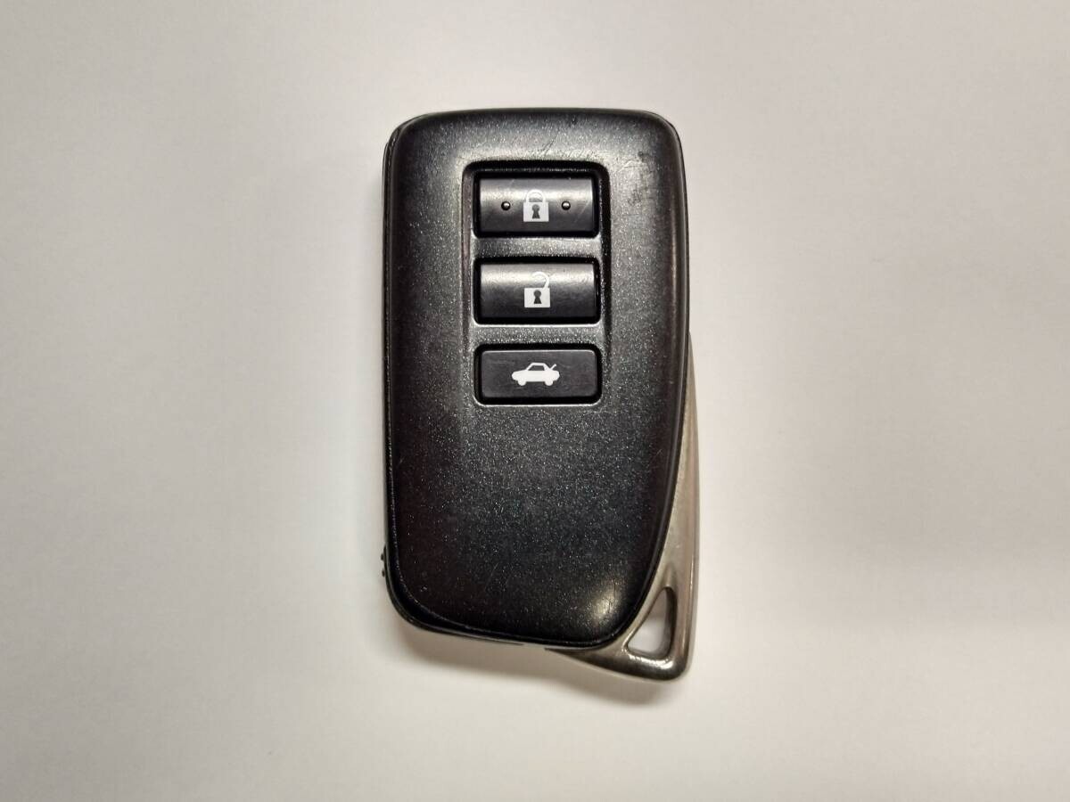 Lexus Genuine Smart Key 3-Button LS GS HS IS 281451-0020 Key Fob