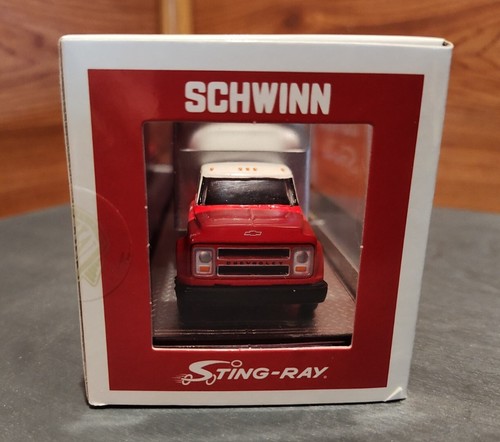 MACCHINE M2 SCHWINN STING-RAY® 1968 CHEVROLET® C60 & '73 CHEVY® CAMION STEP SIDE™ - Foto 6 di 11