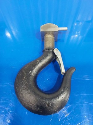 CM 6-7 Hoist Hook W/ Latch W/ Threaded Top