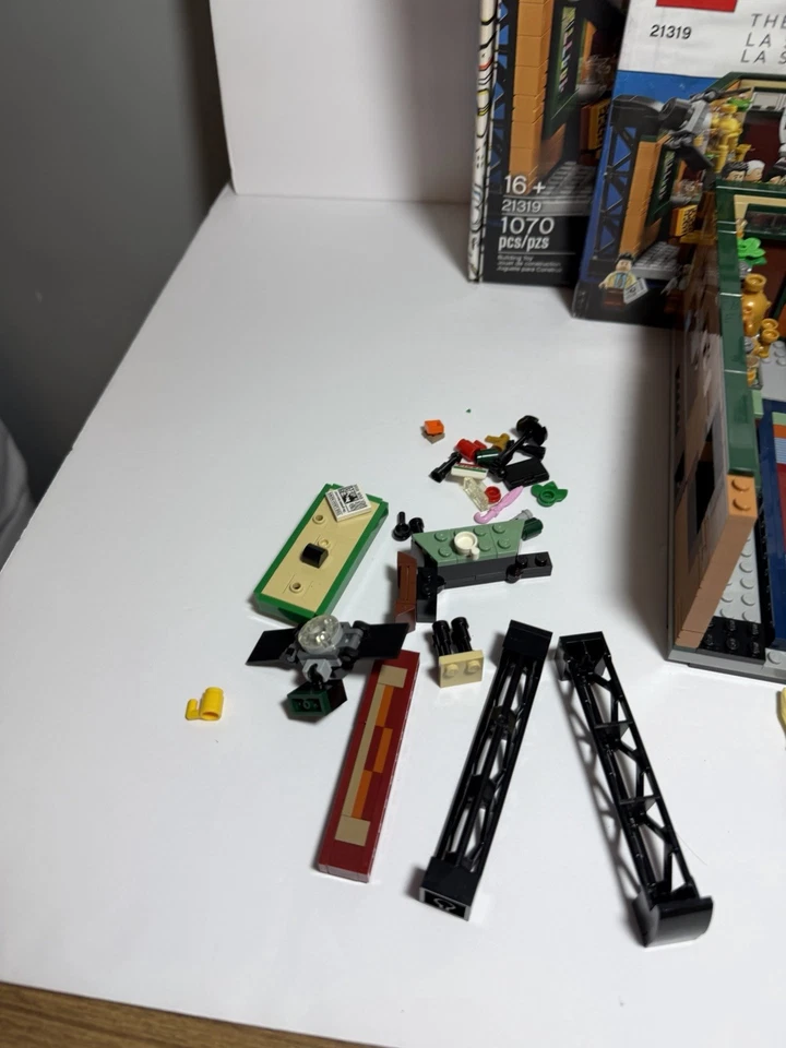 FRIENDS Lego Set 21319 Partial Build Box and Manual Mini Figures - Image 2 of 4