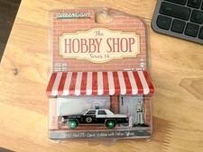 1990 FORD LTD CROWN VICTORIA POLICE OFFICER 1/64 GREENLIGHT 97140-D CHASE CAR