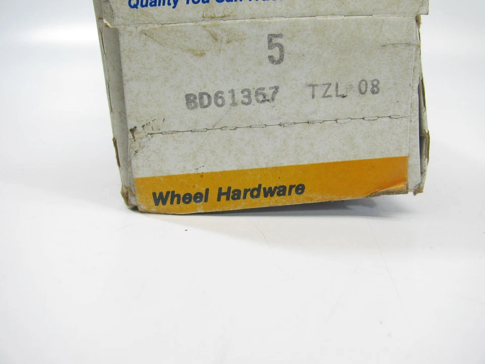 (5) Parafuso prisioneiro de roda dianteira Wagner BD61367 1968-1976 Ford P-350 1976 P-400 - Imagem 2 de 2