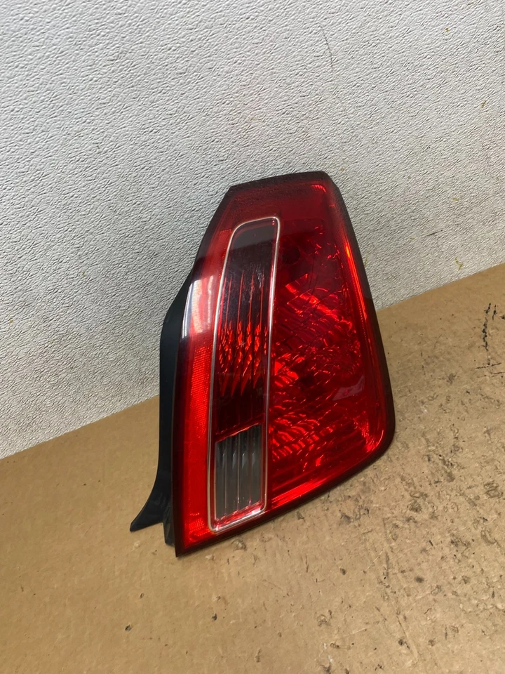 Задний фонарь правосторонний со стороны пассажира 2007–2009 Kia Amanti Q8722 DW - Изображение 3 из 4