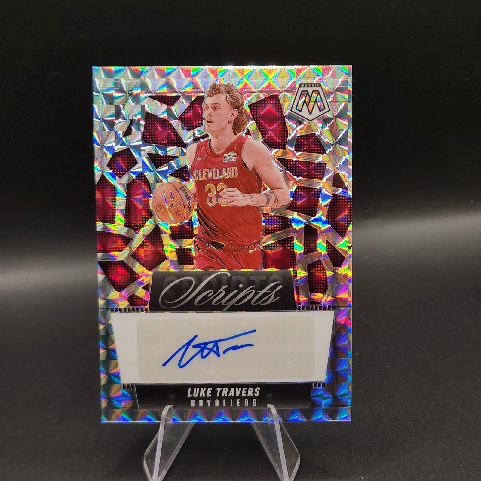 LUKE TRAVERS 2024 25 PANINI MOSAIC NBA SP MOSAIC PRIZM SCRIPTS AUTO