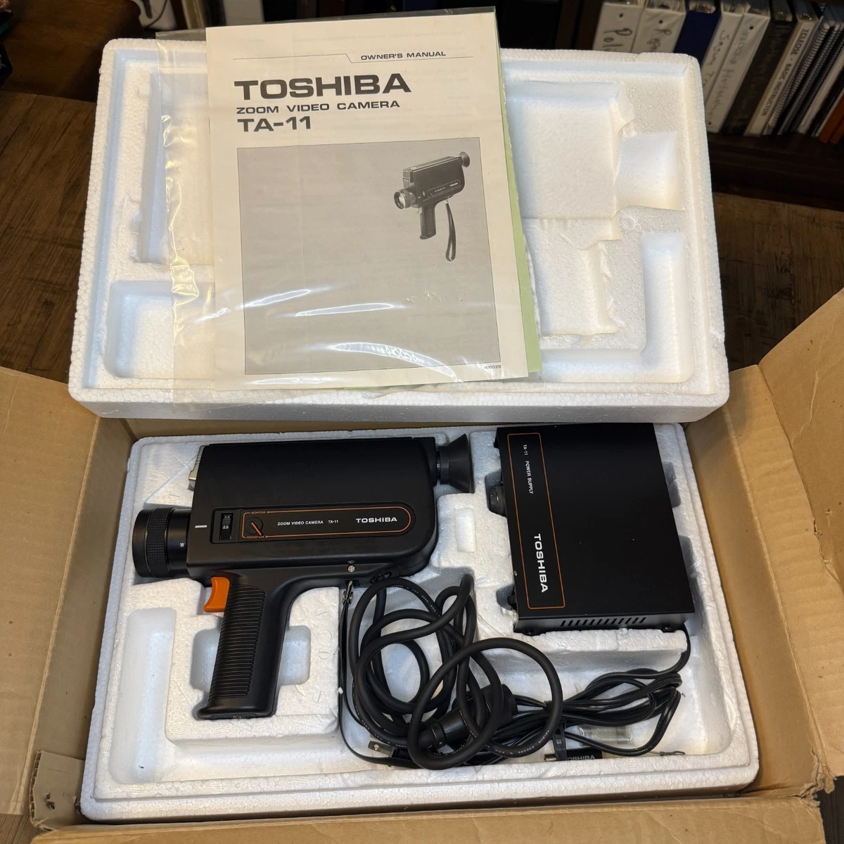 TELECAMERA  TOSHIBA 骨董品 Toshiba Vintage Cameras for sale | eBay
