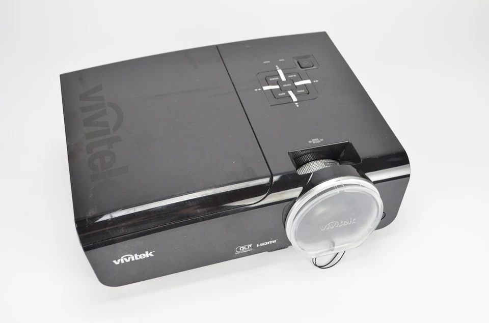 ViviTek D963HD DLP Projector 4500 Lumens Movie Full HD RCA VGA HDMI 721 Hours - Image 2 of 4