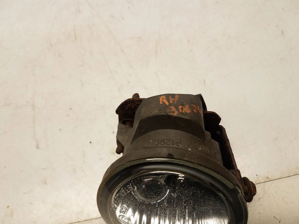 2005-07 Nissan Murano Passenger Right Fog Light - Bumper Mounted Foto 3 de 4