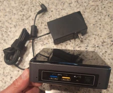 Intel NUC, nuc7i5bnk (Intel i5-7260U, 16 GB RAM, 240GB M.2 SSD), Linux Mint