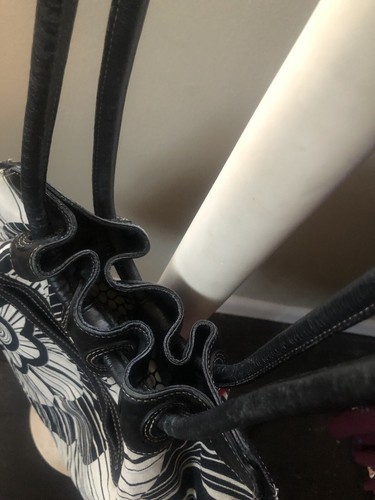 Große Schultertasche BRIGHTON Stickerei Blumen Canvas & Lederbesatz - Bild 3 von 11