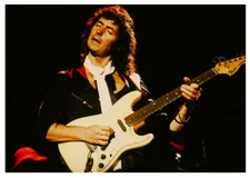 RITCHIE BLACKMORE - DEEP PURPLE 5"X7" PHOTOGRAPH