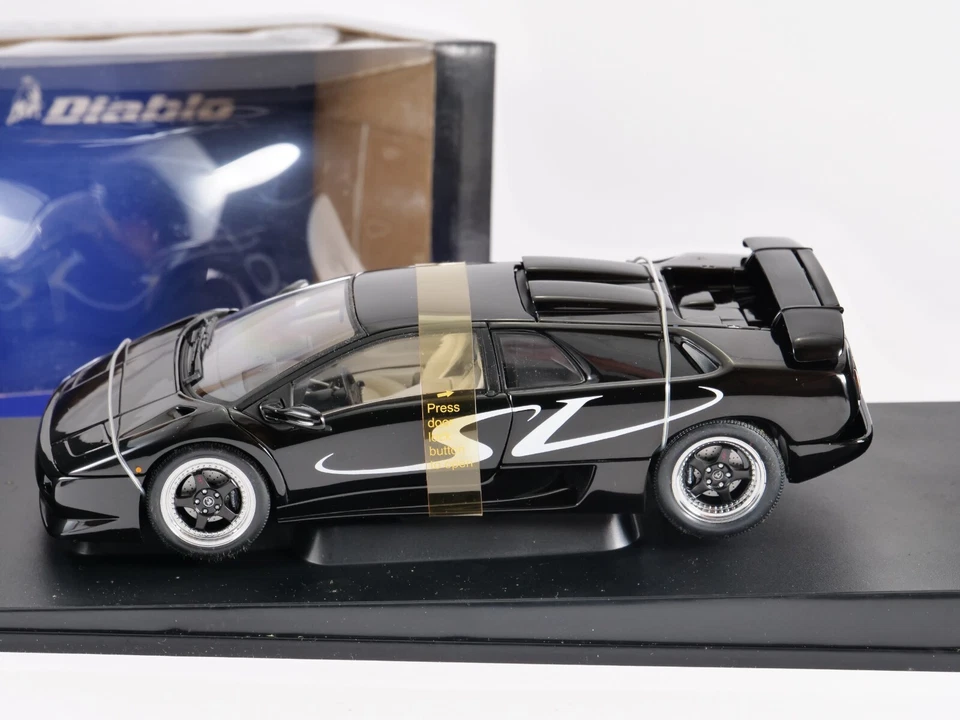 Auto Art 1/18 Lamborghini diablo Sv - Image 3 of 4