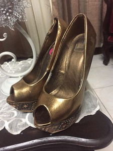 bronze womens dress shoes