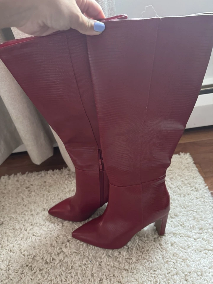 Bota china de lavandería Evanna 8M vacaciones $99 roja hasta la rodilla tacón alto punta Foto 4 de 4