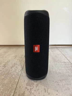 JBL Flip 5 Enceinte Portable Étanche - Noir - Photo 1/4