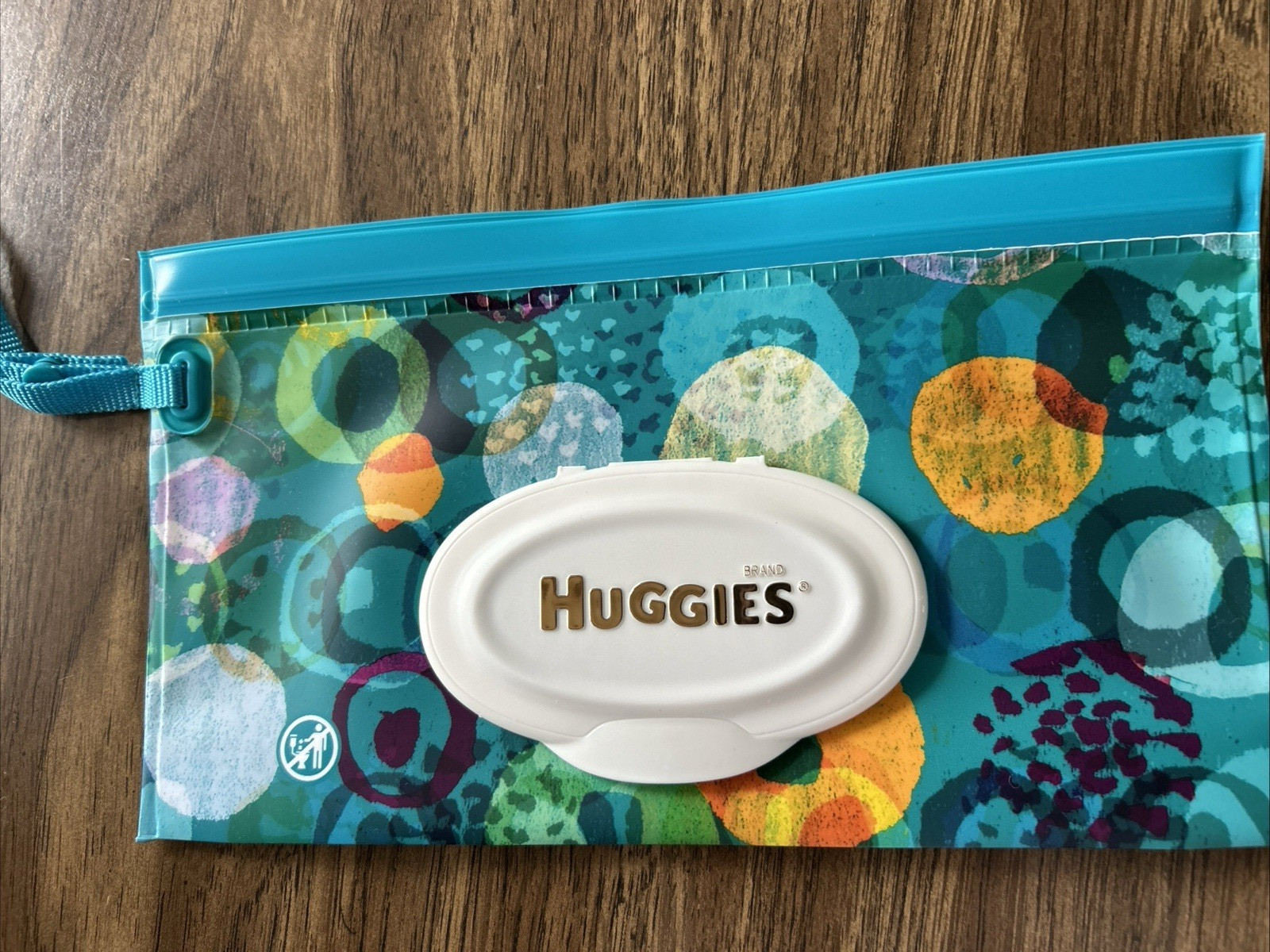 Huggies Wipes Baby Clutch Travel Portable Pouch Wristlet Ref