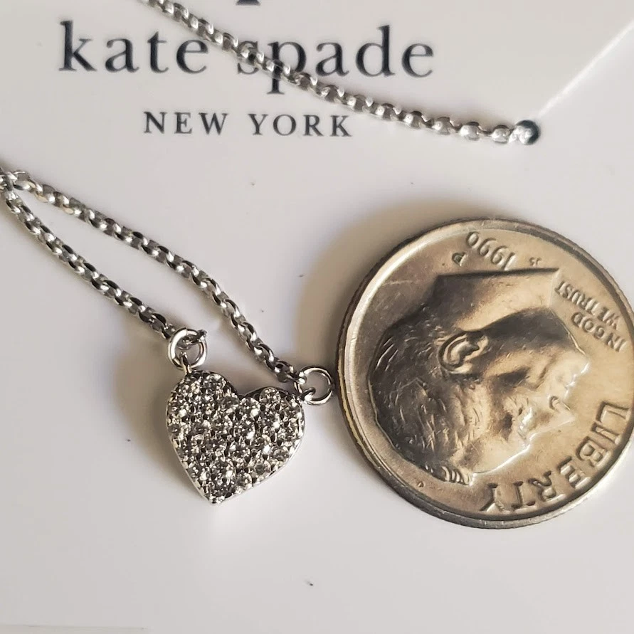 Kate Spade Yours Truly Pavé Cristal Mini Corazón Collar Placa Plata Nuevo con Etiquetas Regalo Foto 3 de 4