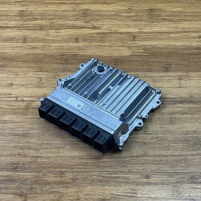 2016-2018 BMW 330e F30 Hybrid 2.0L Engine Computer Module ECM DME 841H OEM
